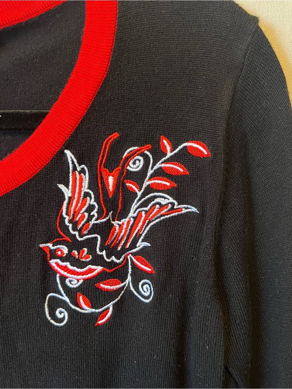 Voodoo Vixen rockabilly cardigan sweater XL Black red Bird applique Womens Pinup - Picture 5 of 8